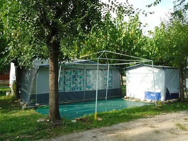 Camping Esponella キャンプ場 Esponellá