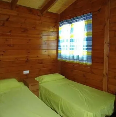 キャンプ場 Camping Esponella 2*