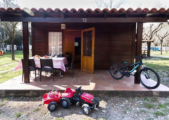 Camping Esponella 2* Esponella