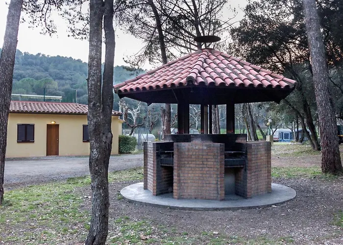 Camping Esponellà Parque de Campismo