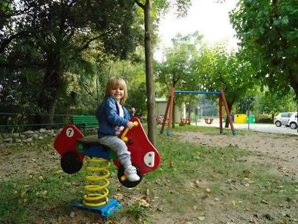 Camping Esponella Κάμπινγκ